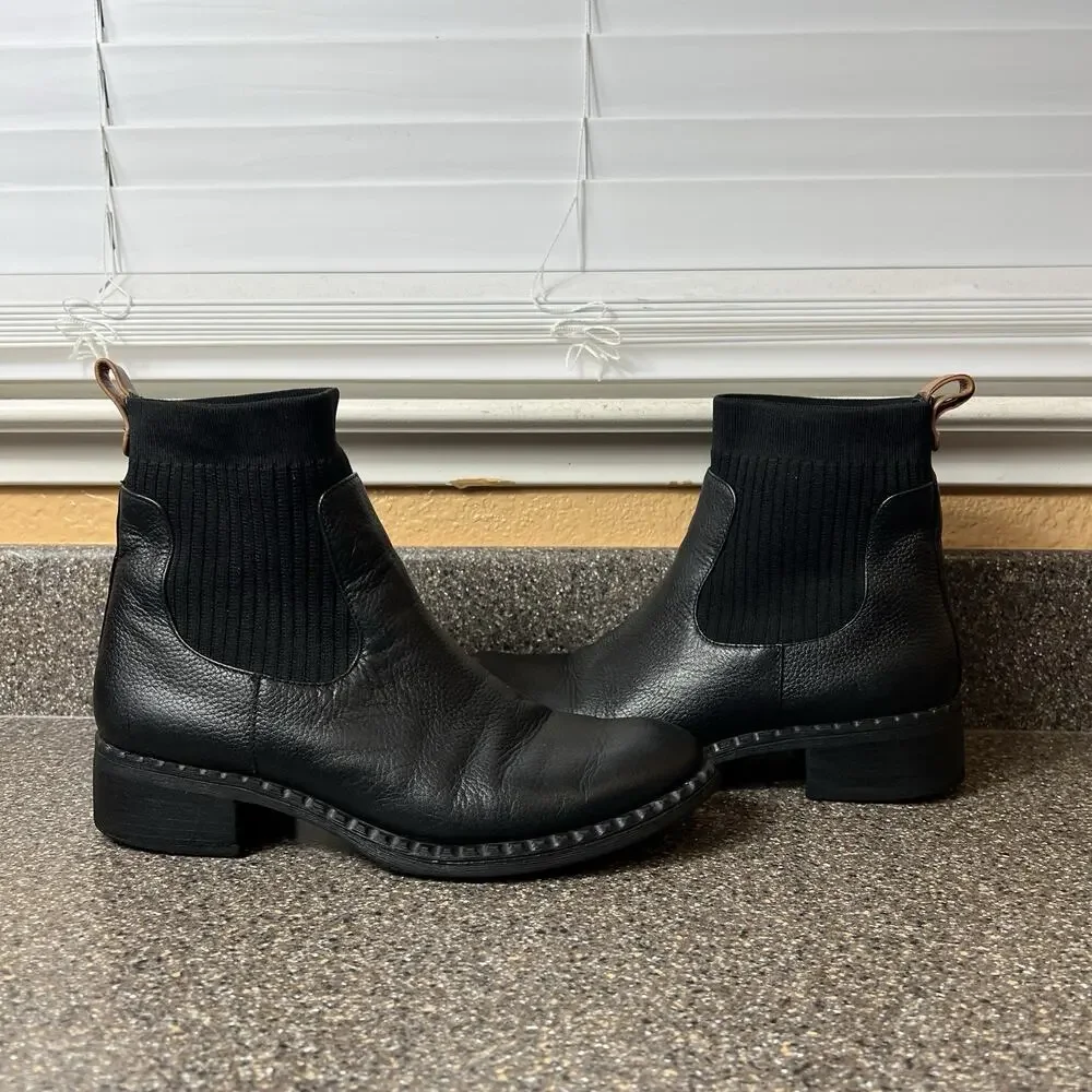 Gentle Souls Black Leather Ankle Boots Women's 8 M Comfort Casual Pull On Bootie
